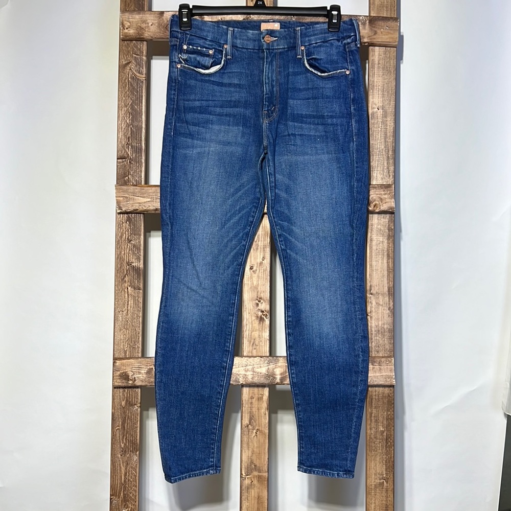 MOTHER Women Skinny Jeans in Medium Blue Wash